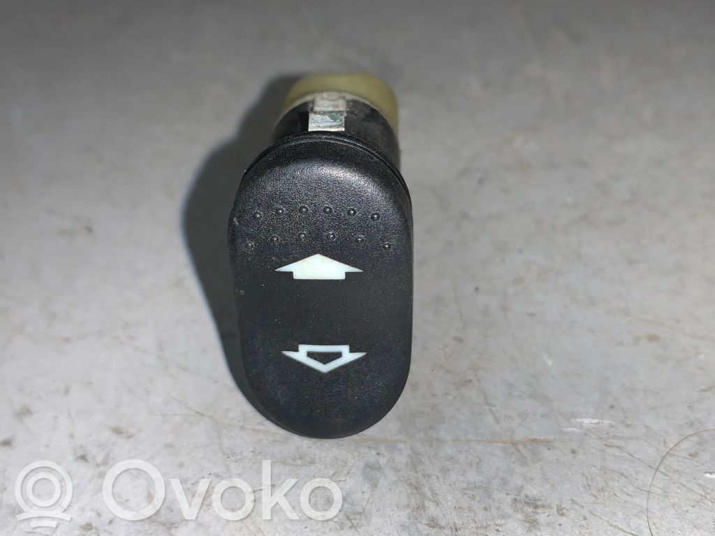 Ford Focus Electric window control switch 