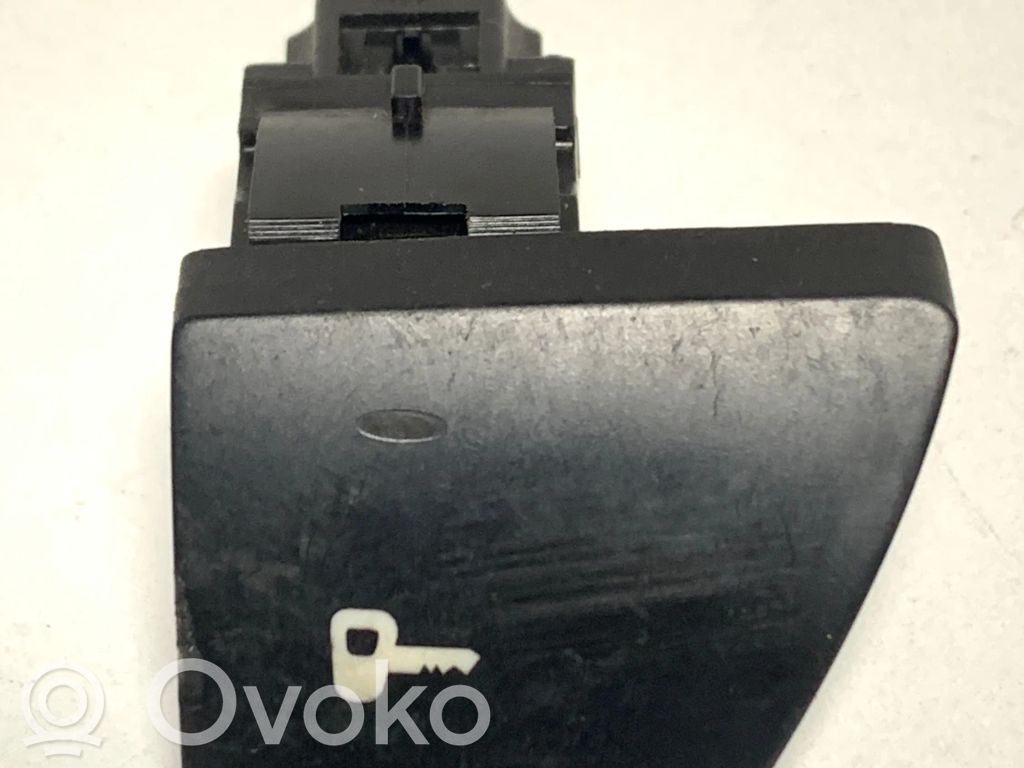 Peugeot 307 Central locking switch button 