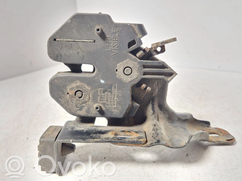 Volvo S70  V70  V70 XC Engine bonnet/hood lock/catch 