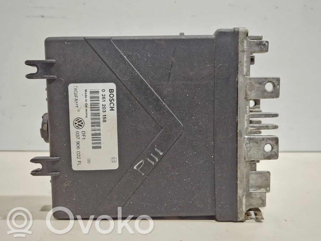 Volkswagen PASSAT B3 Engine control unit/module 