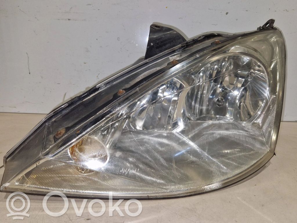 Headlight/headlamp   4311152L