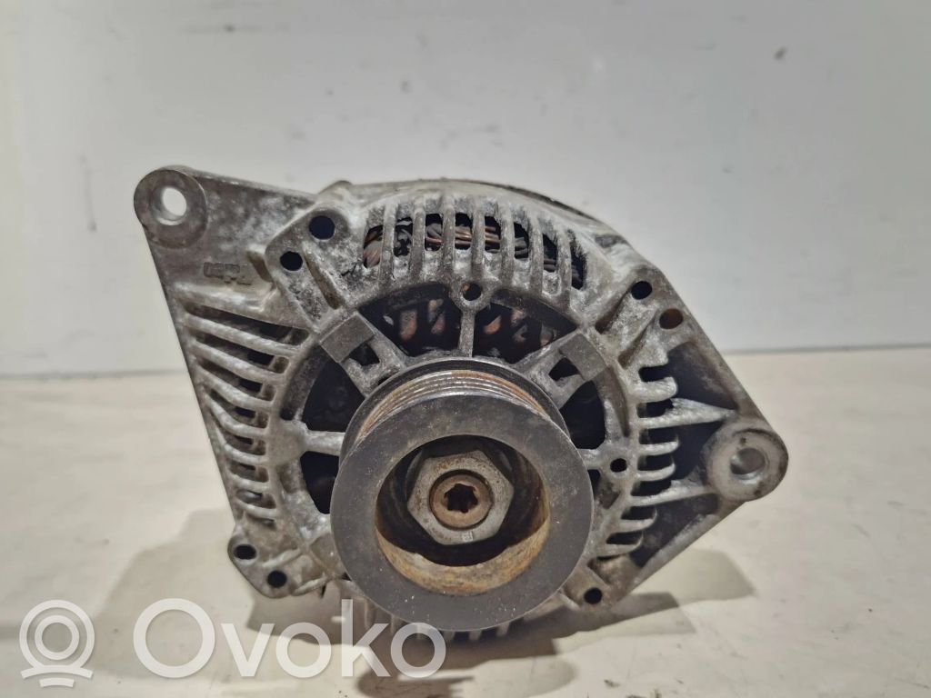 Volvo S40, V40 Generatorius 