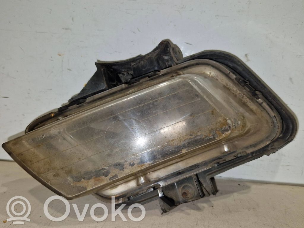 KIA Ceed Miglas lukturis priekšā 