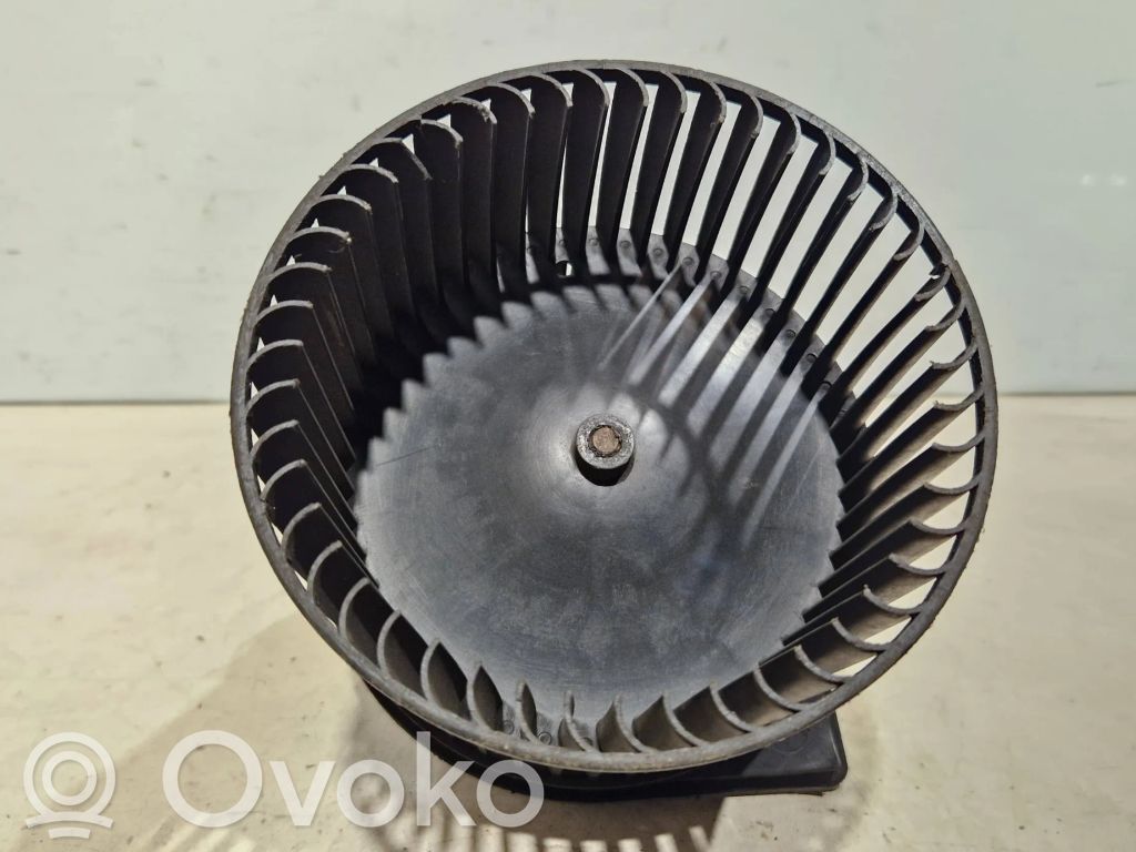 Saab 9-5 Pečiuko ventiliatorius/ putikas 