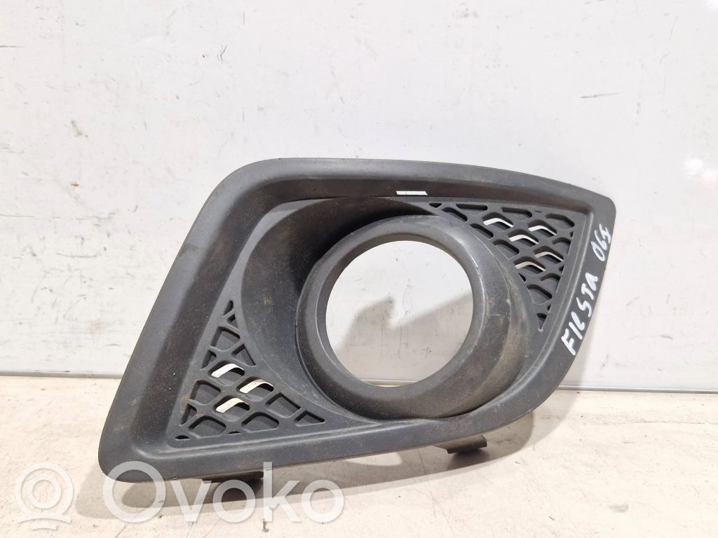 Ford Fiesta Priešrūkinio žibinto apdaila/ grotelės 