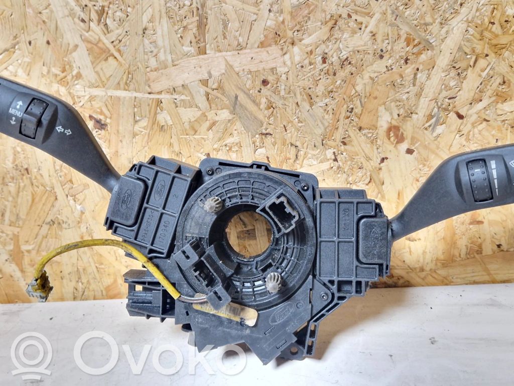 Ford Focus Wiper turn signal indicator stalk/switch 
