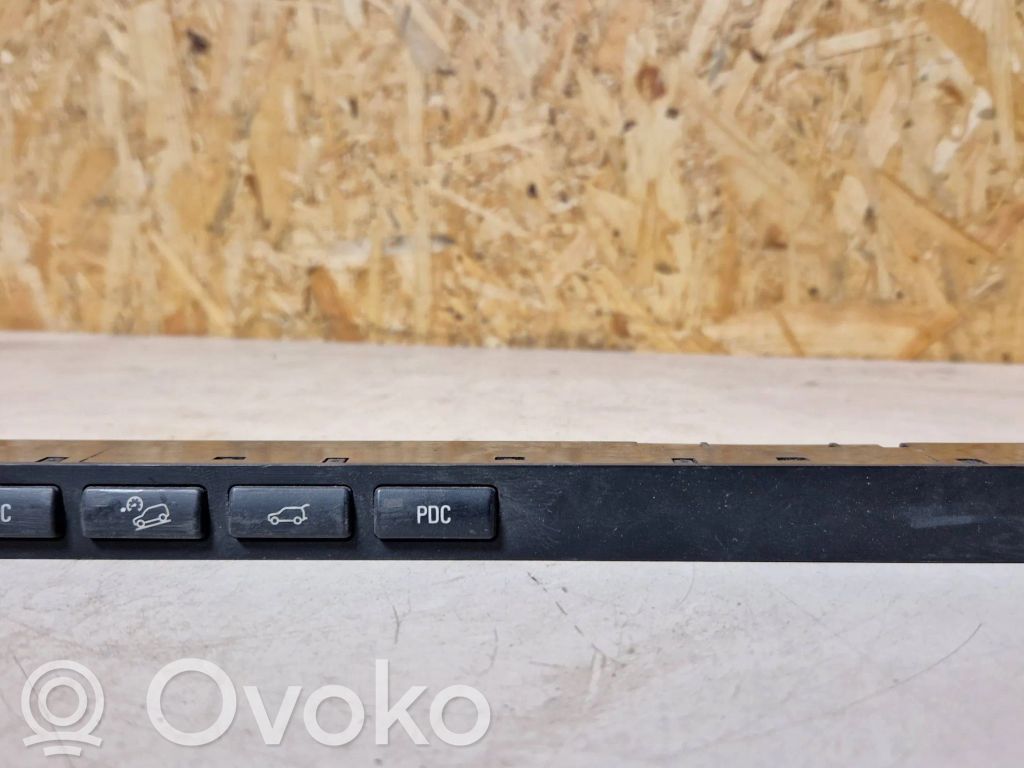 Other switches/knobs/shifts   61318373734