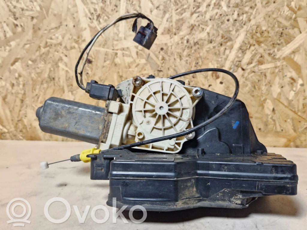 BMW 7 E65 E66 Front door lock 