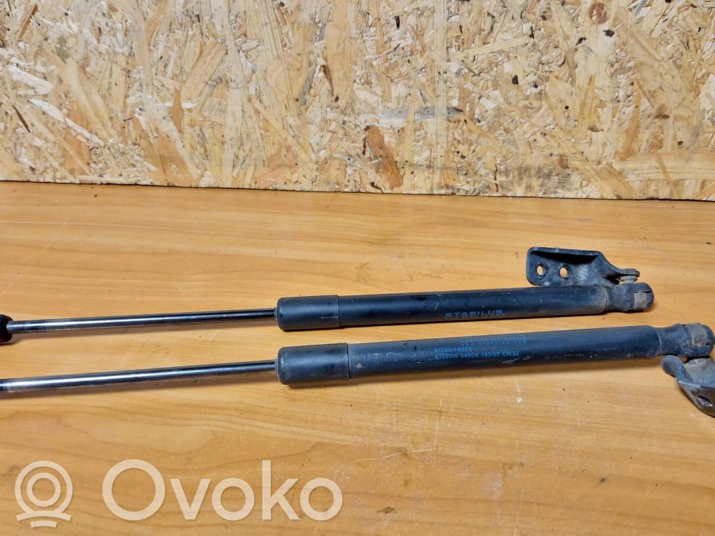 KIA Ceed Tailgate/trunk strut/damper 