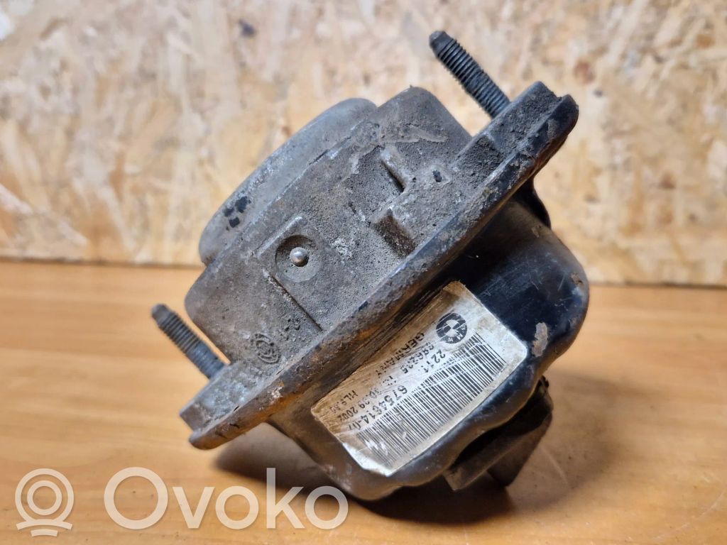 BMW 7 E65 E66 Engine mount bracket 