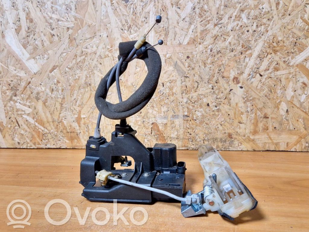 Chevrolet Epica Rear door lock 