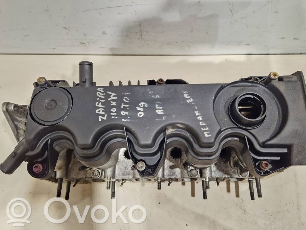 Opel Zafira B Engine head 