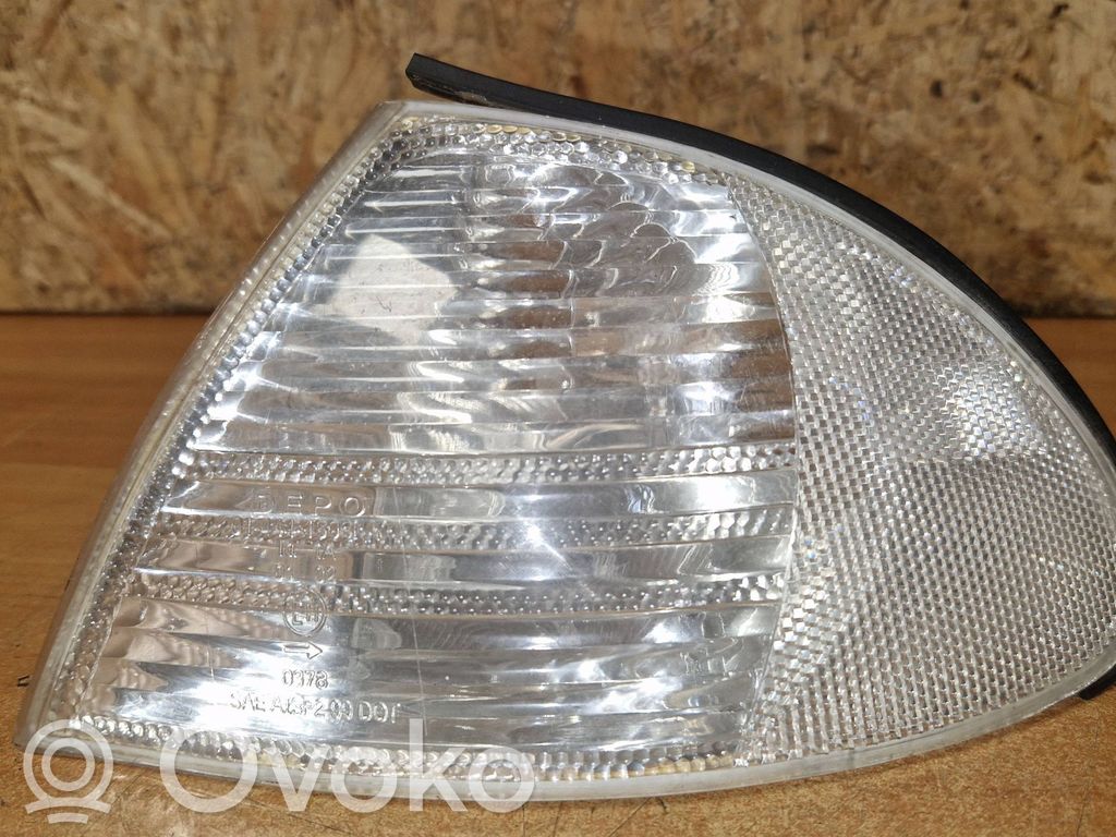 BMW 3 E46 Front indicator light 