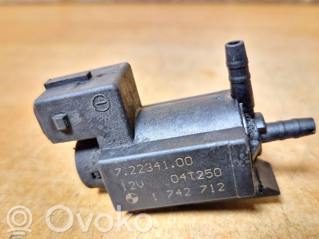 BMW 5 E60 E61 Zawór podciśnienia / Elektrozawór turbiny 
