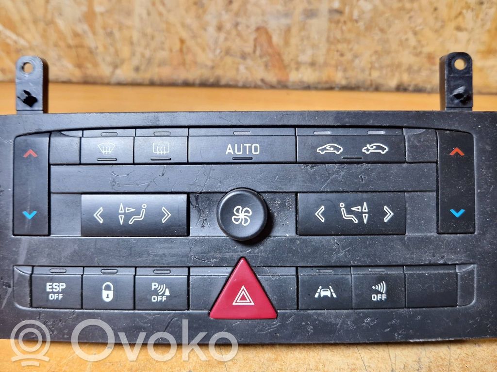 Citroen C6 Climate control unit 