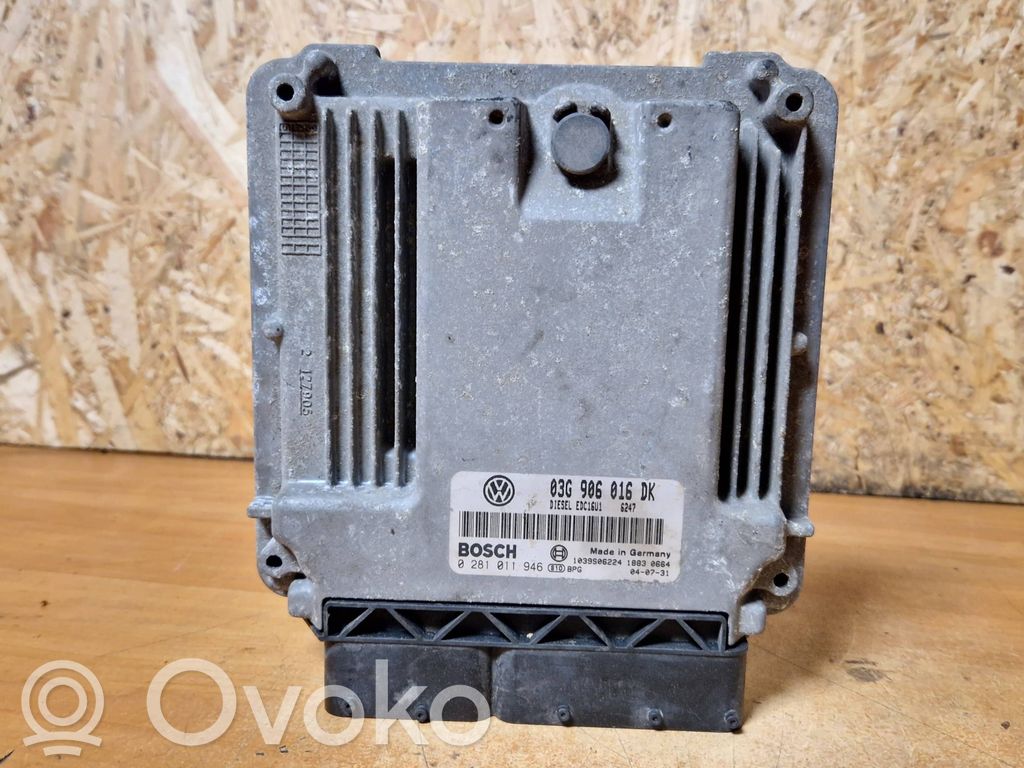 Volkswagen Touran I Engine control unit/module 