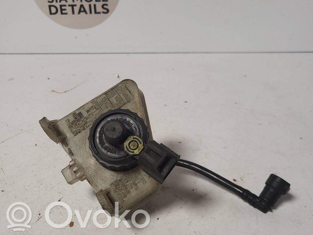 Skoda Fabia Mk1 (6Y) Jarrunestesäiliö 
