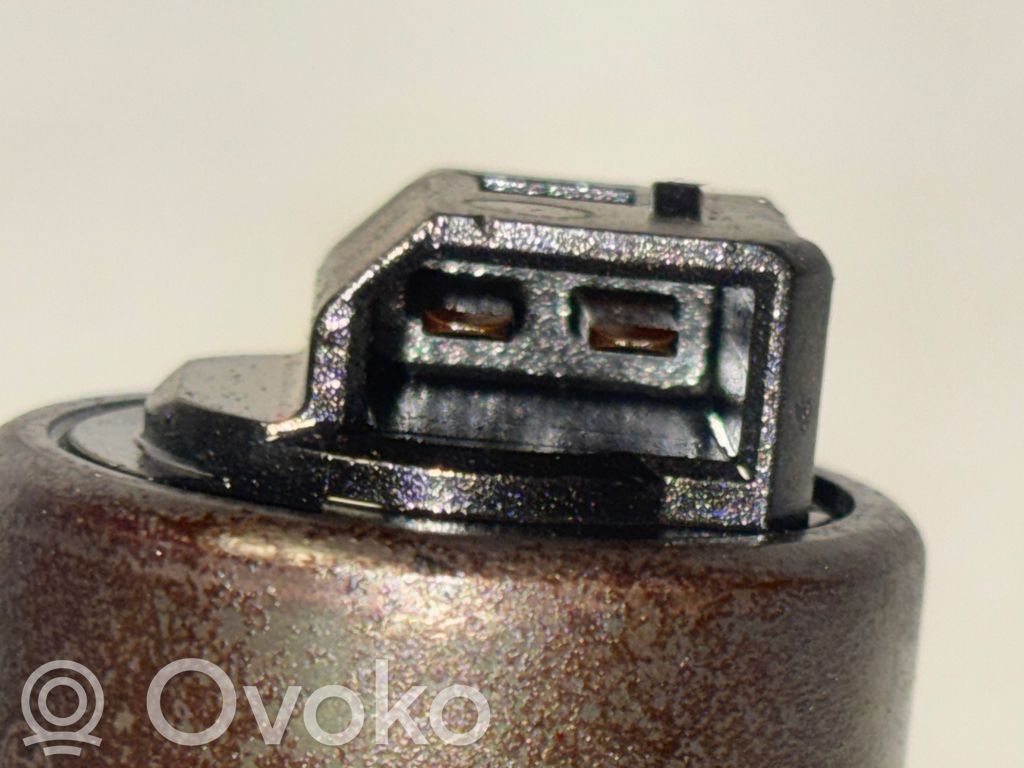 Inyector de combustible   03G130073B