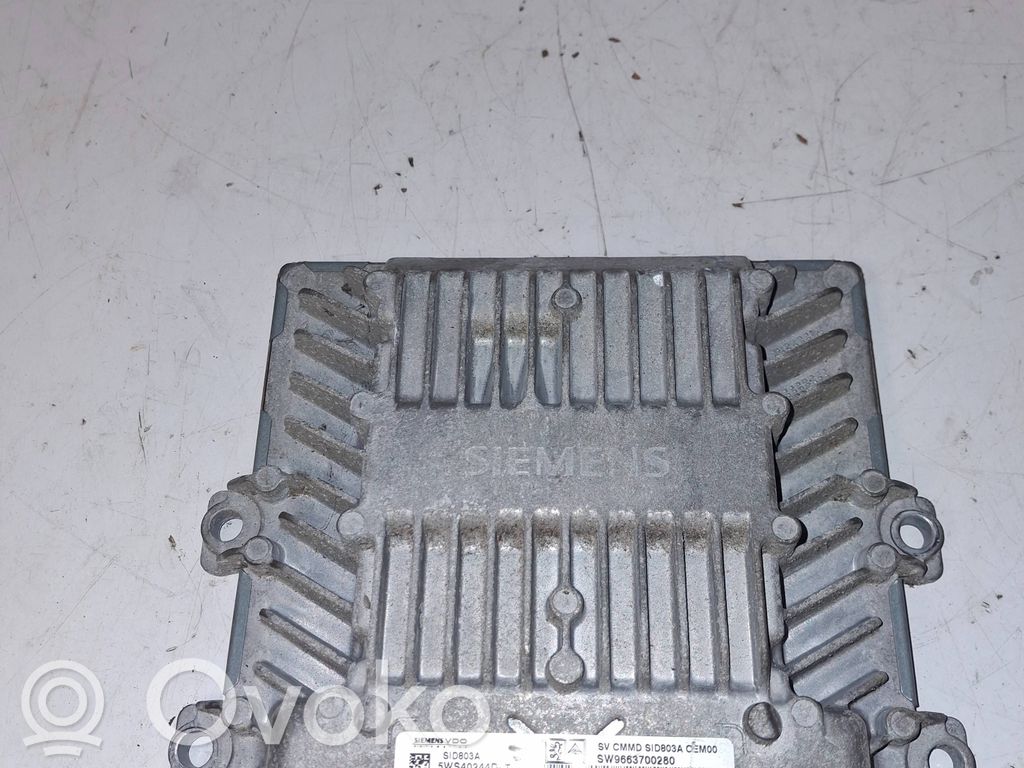 Citroen C4 I Picasso Engine control unit/module 