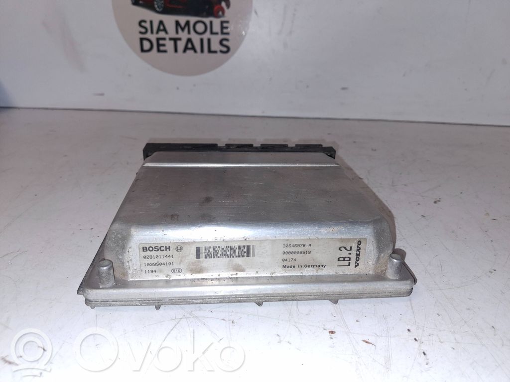 Engine control unit/module   30646978A,0281011441,1039S04101
