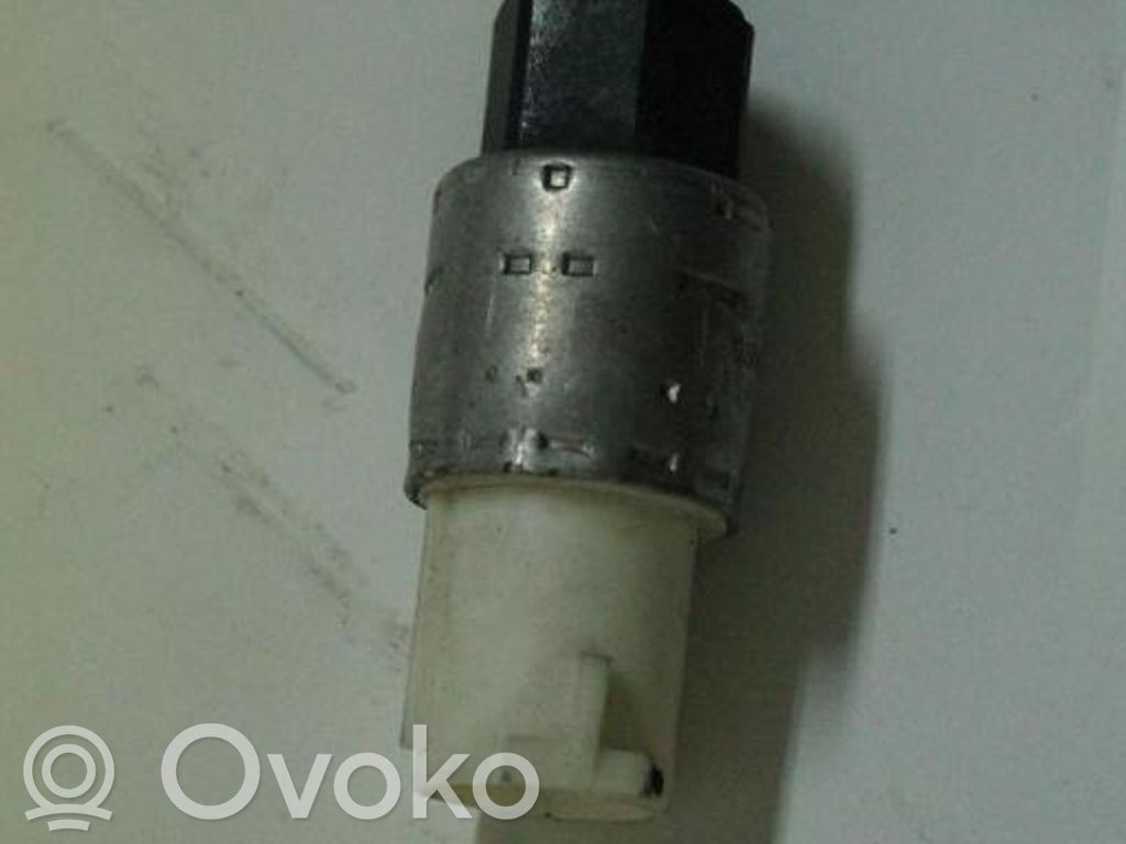 Ford Mondeo Mk III Air conditioning (A/C) pressure sensor 