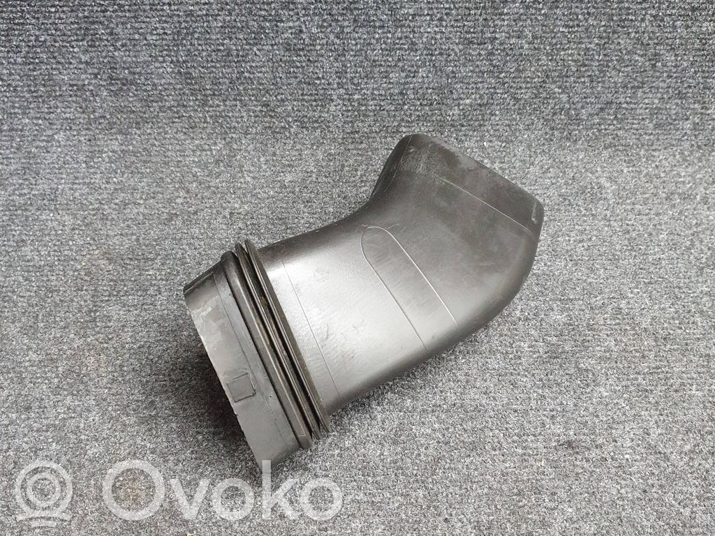 BMW 3 E90 E91 Gaisa ieplūdes kanāla detaļas 