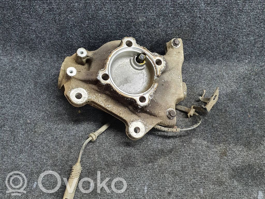 BMW 3 E90 E91 Front wheel hub 