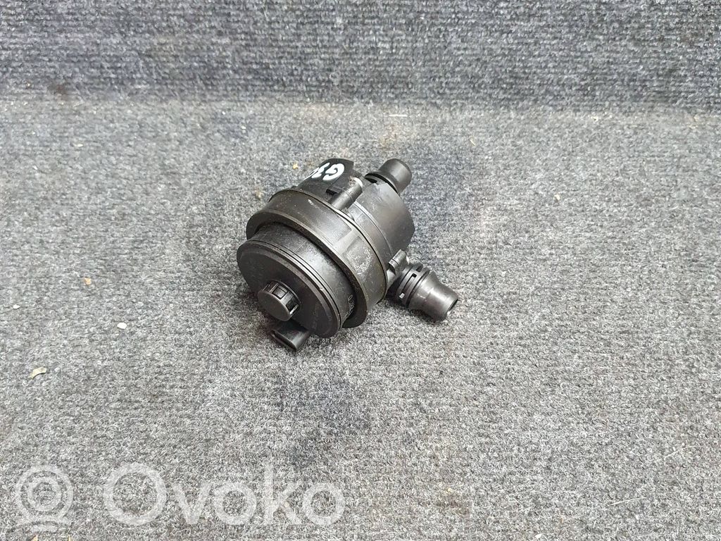 BMW 5 G30 G31 G38 Cirkuliacinis el. siurbliukas 