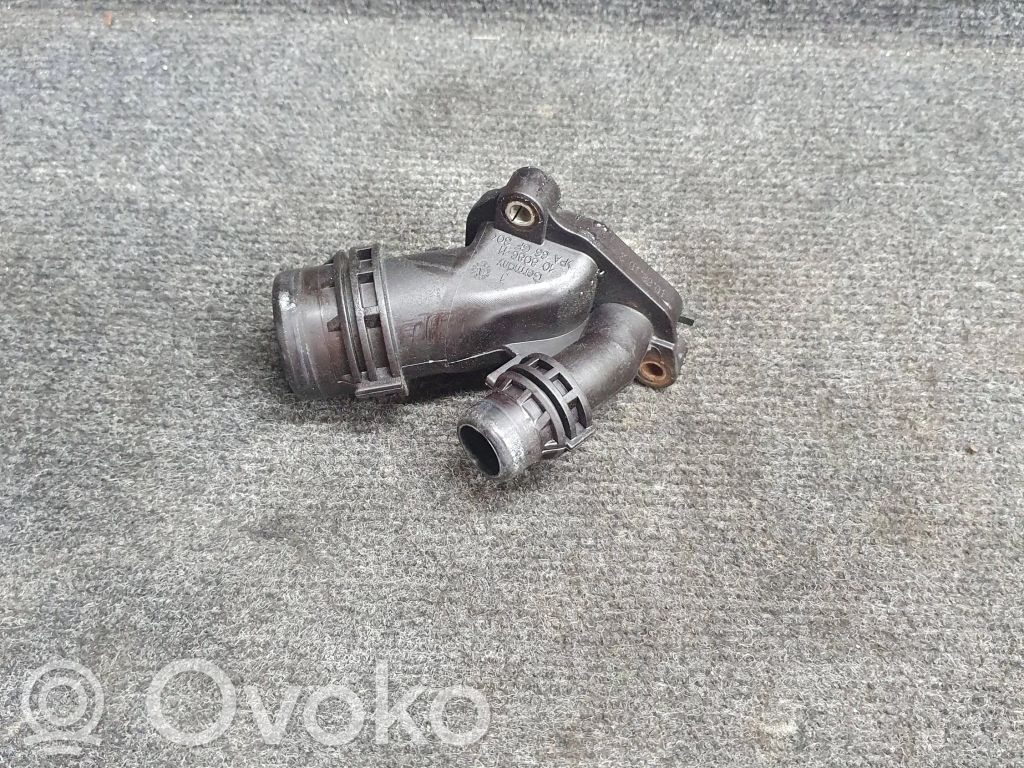 BMW 3 E90 E91 Engine coolant pipe/hose 