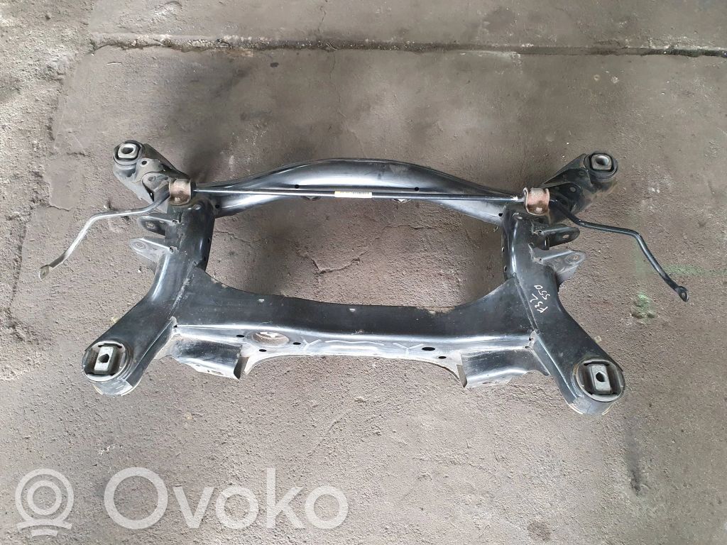 BMW 4 F32 F33 Rama pomocnicza tylna 