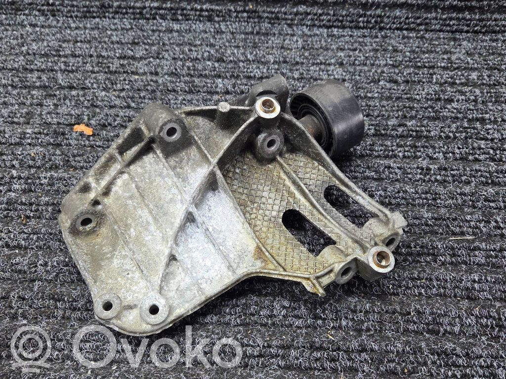 BMW 5 GT F07 A/C compressor mount bracket 