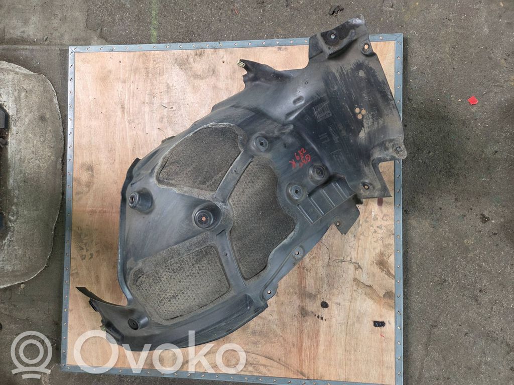 BMW 5 G30 G31 G38 Nadkole przednie 