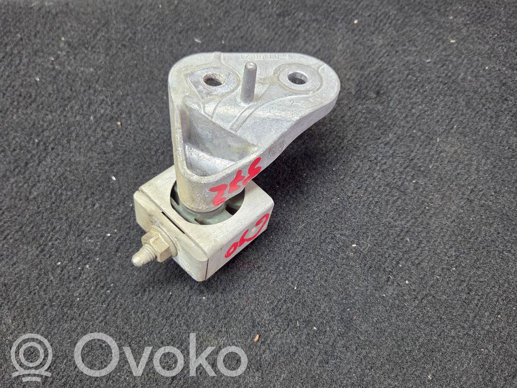 BMW 5 G30 G31 G38 Staffa/supporto di montaggio della marmitta 