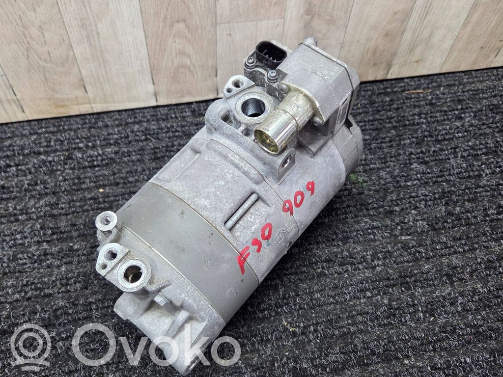 BMW 3 F30 F35 F31 Compresor (bomba) del aire acondicionado (A/C)) 