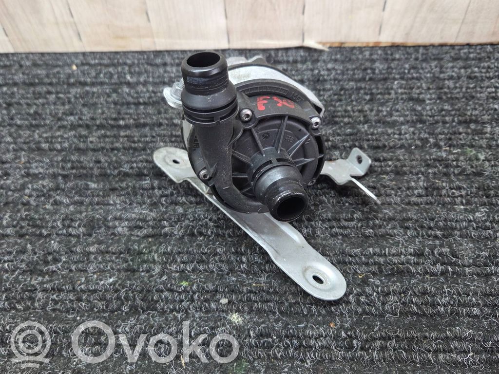 BMW 3 F30 F35 F31 Pompă electrică auxiliară lichid de răcire/apă 