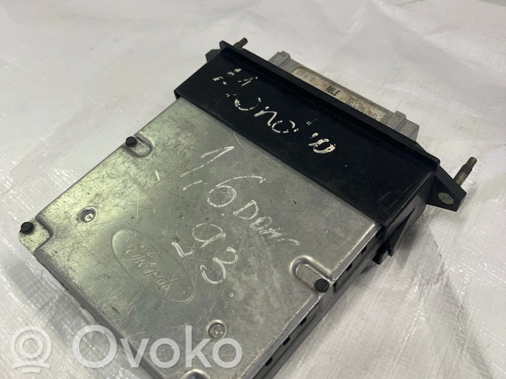Ford Mondeo MK I Engine control unit/module 