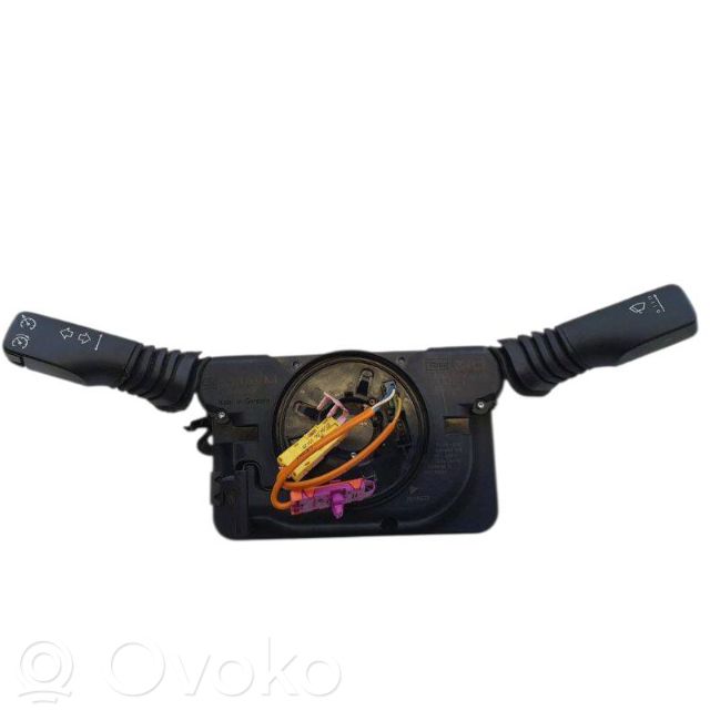 Opel Zafira B Wiper turn signal indicator stalk/switch 