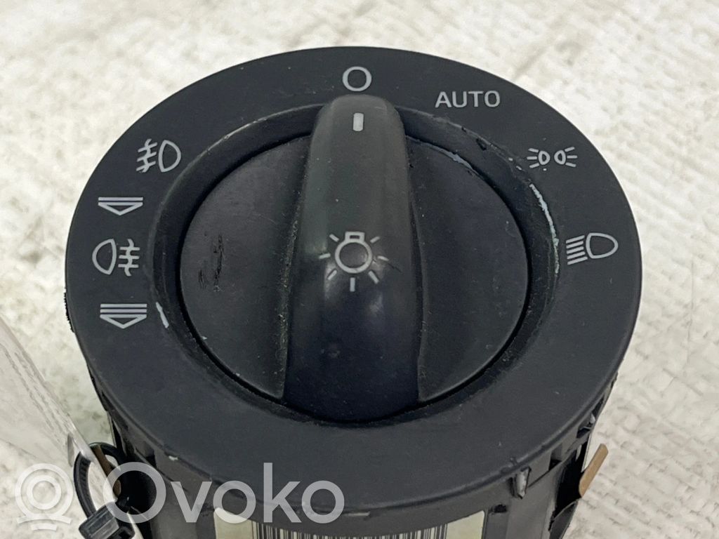 Light switch   4F1941531D