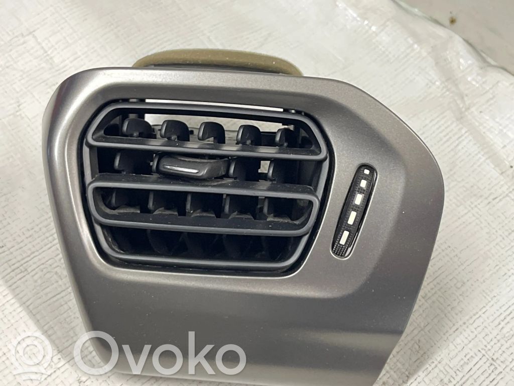 Peugeot 301 Boczna kratka nawiewu deski rozdzielczej 