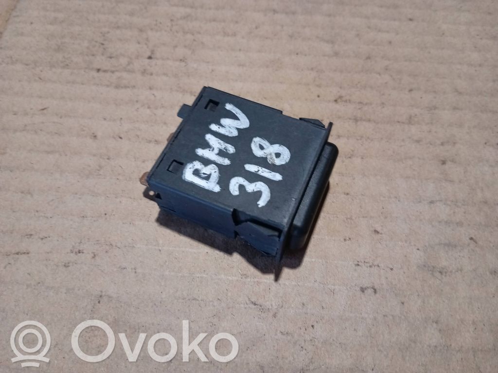 BMW 3 E30 Hazard light switch 