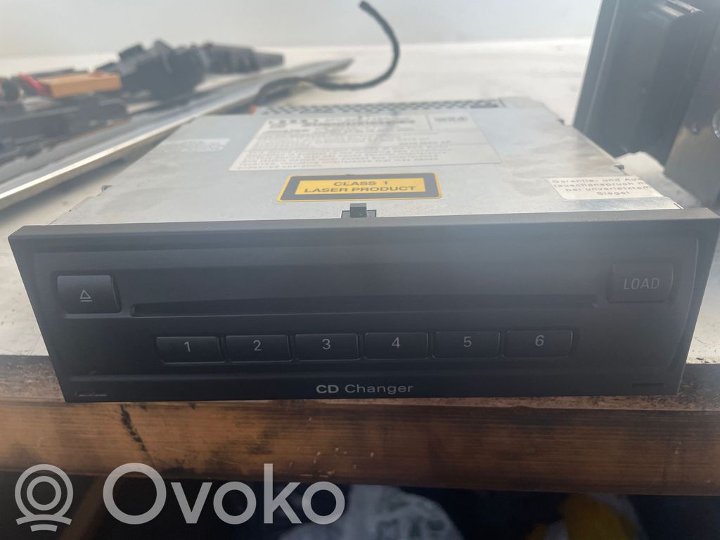 Audi A6 S6 C6 4F CD/DVD-vaihdin 