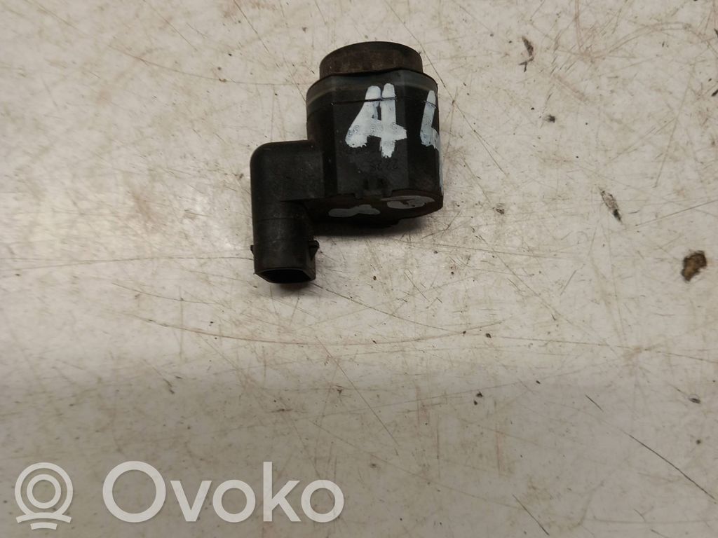 Audi A4 S4 B8 8K Parkošanās sensors PDC 
