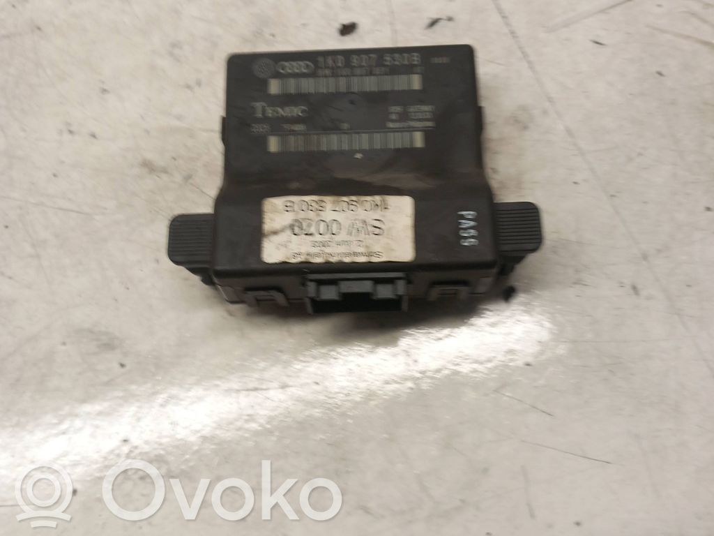 Audi A3 S3 8P Gateway control module 