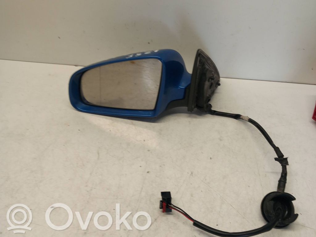 Audi A6 S6 C6 4F Front door electric wing mirror 