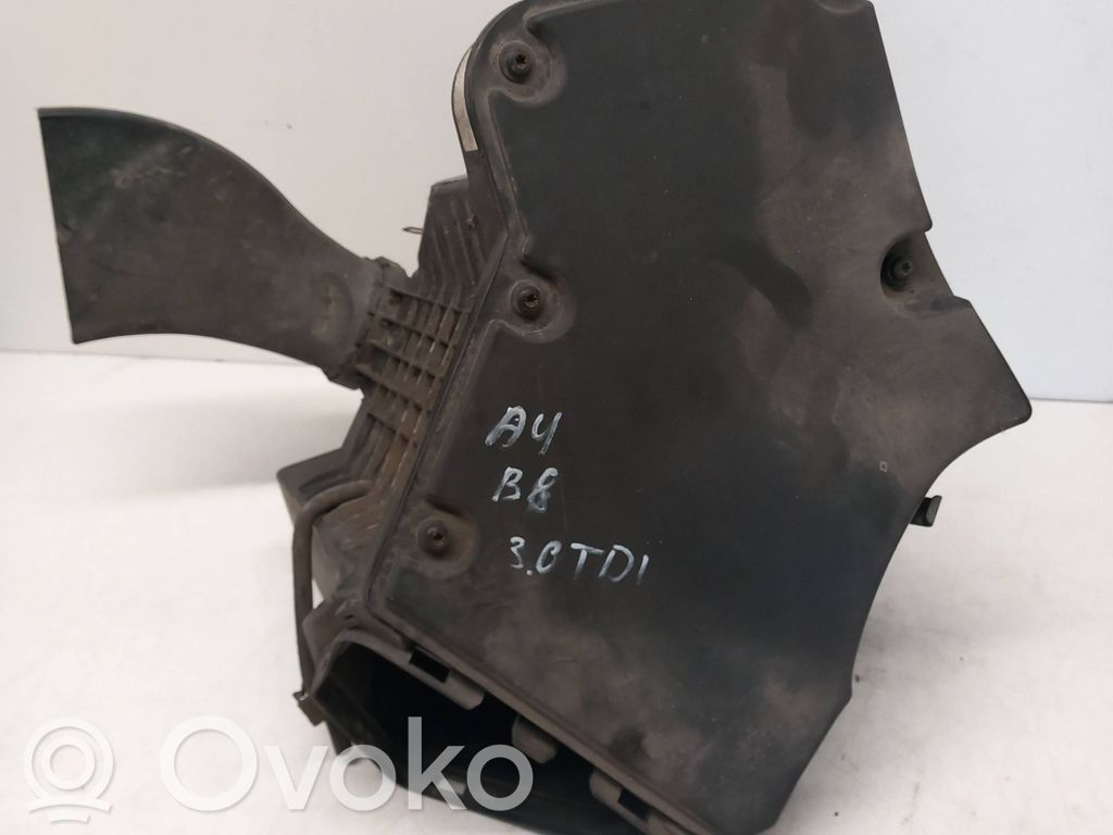 Audi A4 S4 B8 8K Luftfilterkasten 