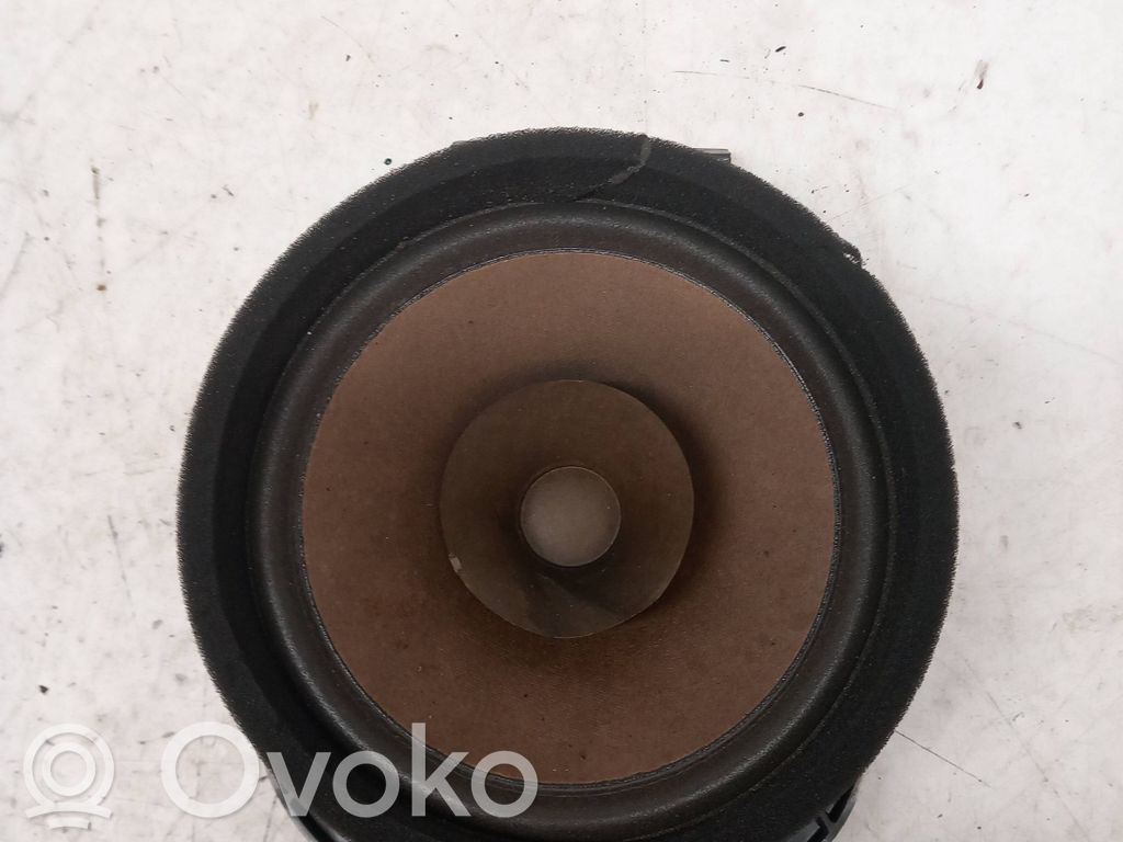 Opel Meriva B Garsiakalbis (-iai) galinėse duryse 
