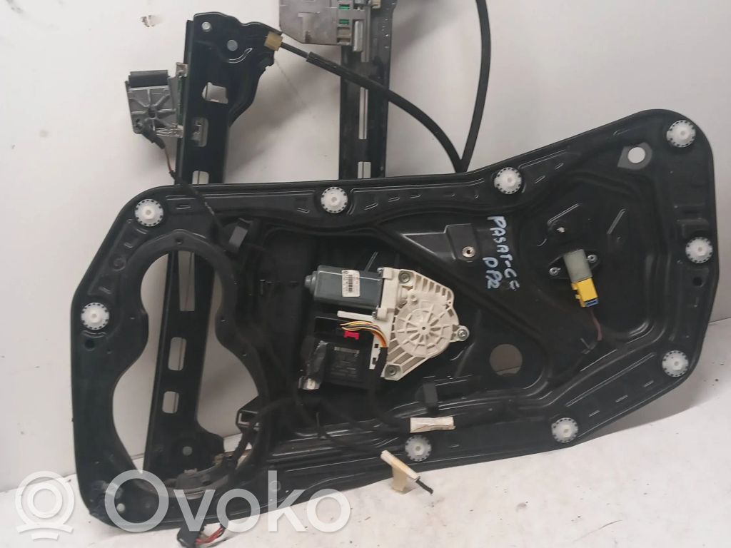 Elektryczny podnośnik szyby drzwi przednich   1K0959792P,F005S00349,974630107