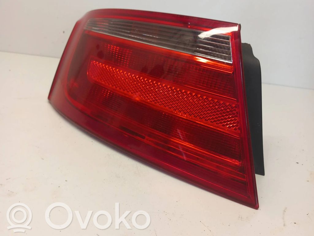 Audi A5 8T 8F Galinis žibintas kėbule 