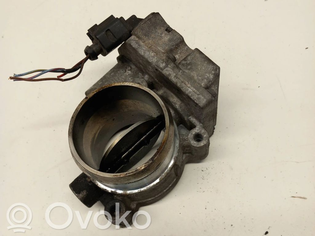 Audi A4 S4 B8 8K Droselinė sklendė 