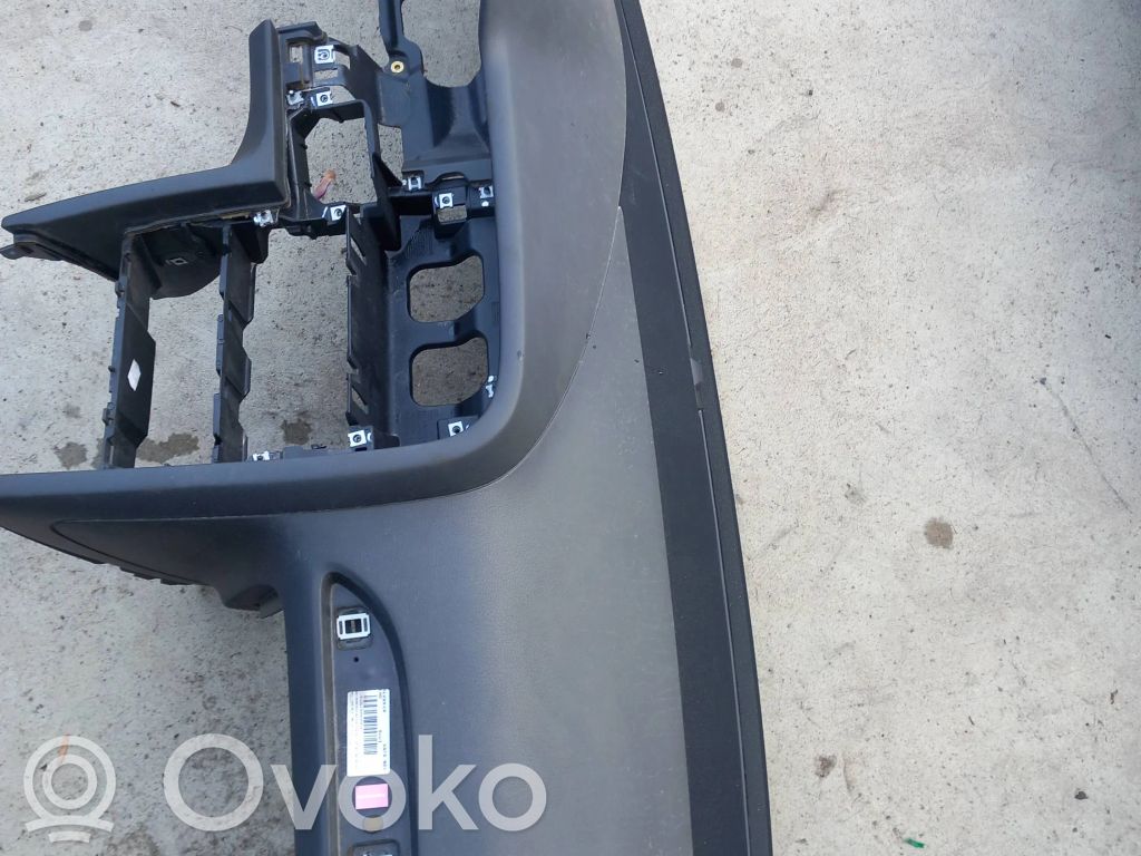 Audi A6 S6 C6 4F Panelė 